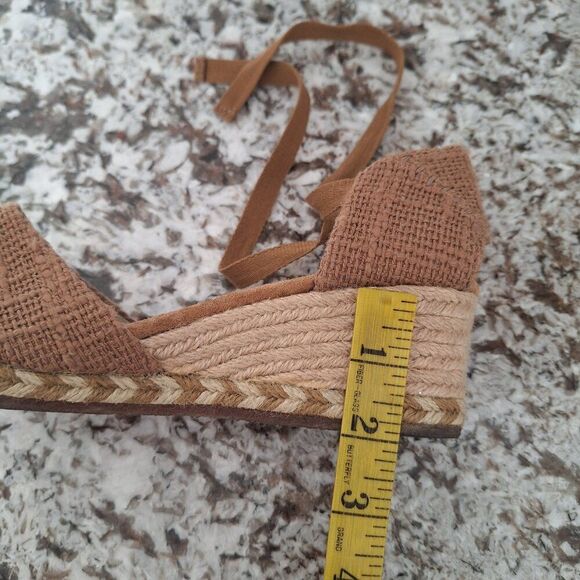 Ugg ankle strap wedge espadrille wool sandals size 9 - Picture 11 of 11